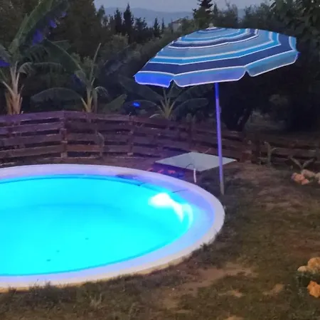 Holiday home Mediterranean Ratzakli *